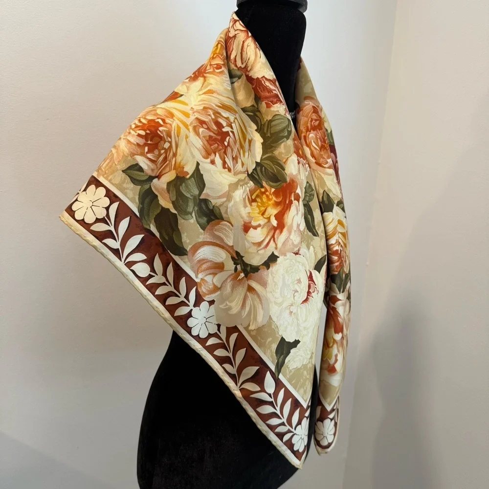 Authentic GUCCI Floral Silk Scarf in Cream and Brown
